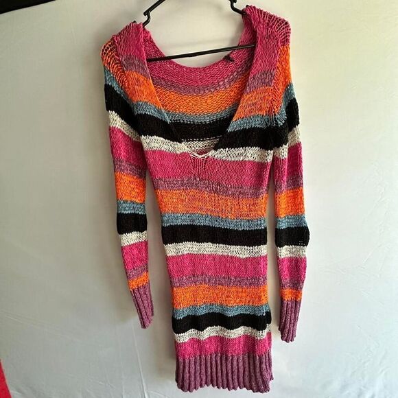 Colorful deep v neck knit sweater - Picture 4 of 6